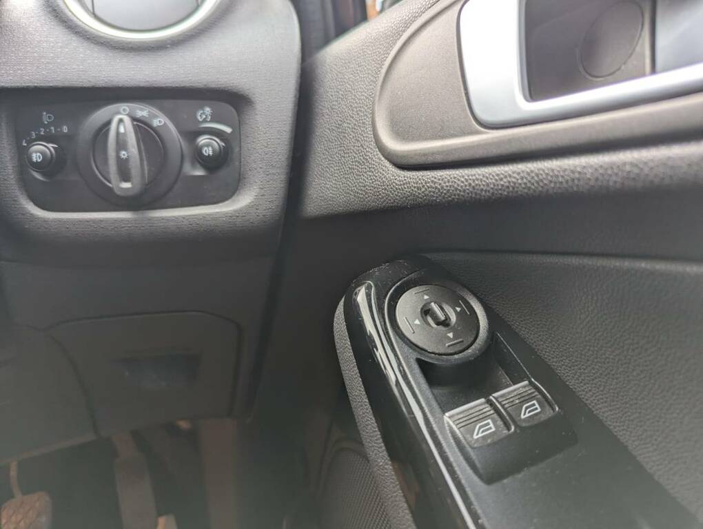 Ford Fiesta 1.25 82 Zetec CP66FCA Black #2