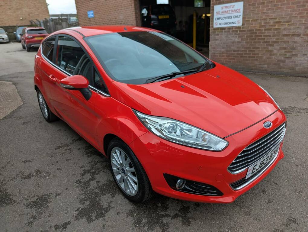 Ford Fiesta 1.6 Tdci Titanium X Red #3