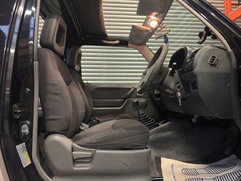 Suzuki Jimny 1.3 Mode Silver #19