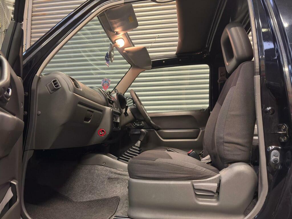 Suzuki Jimny 1.3 Mode Silver #23