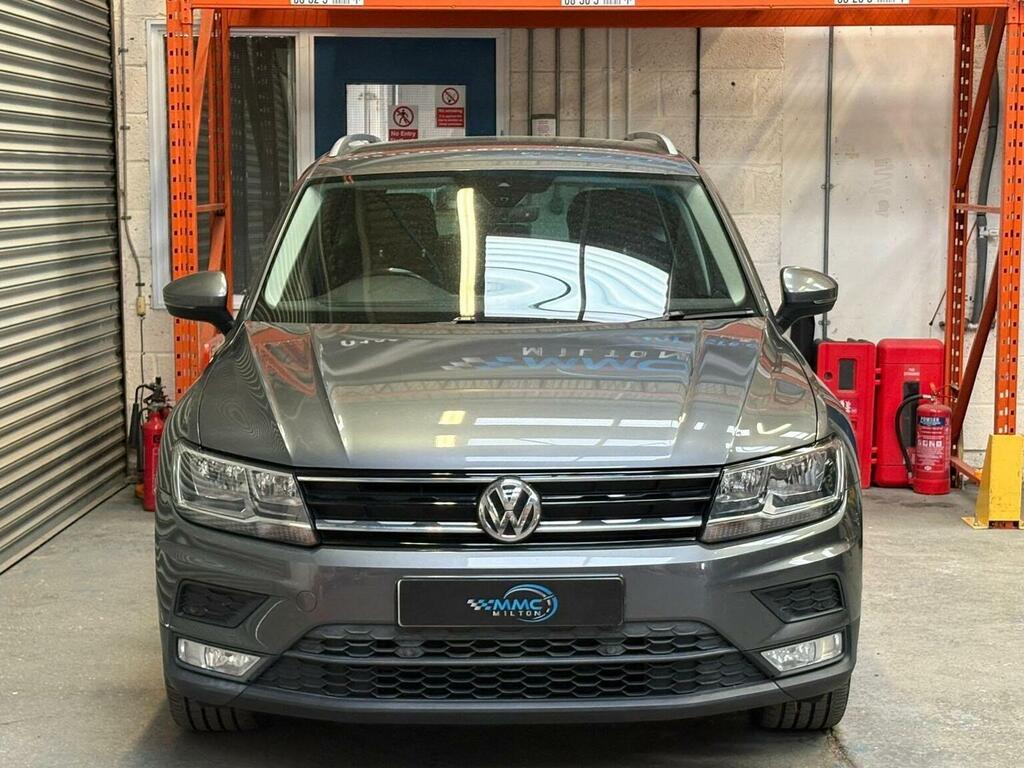 Volkswagen Tiguan 2.0 Tdi Bluemotion Tech Se Navigation 4Motion Euro Grey #5