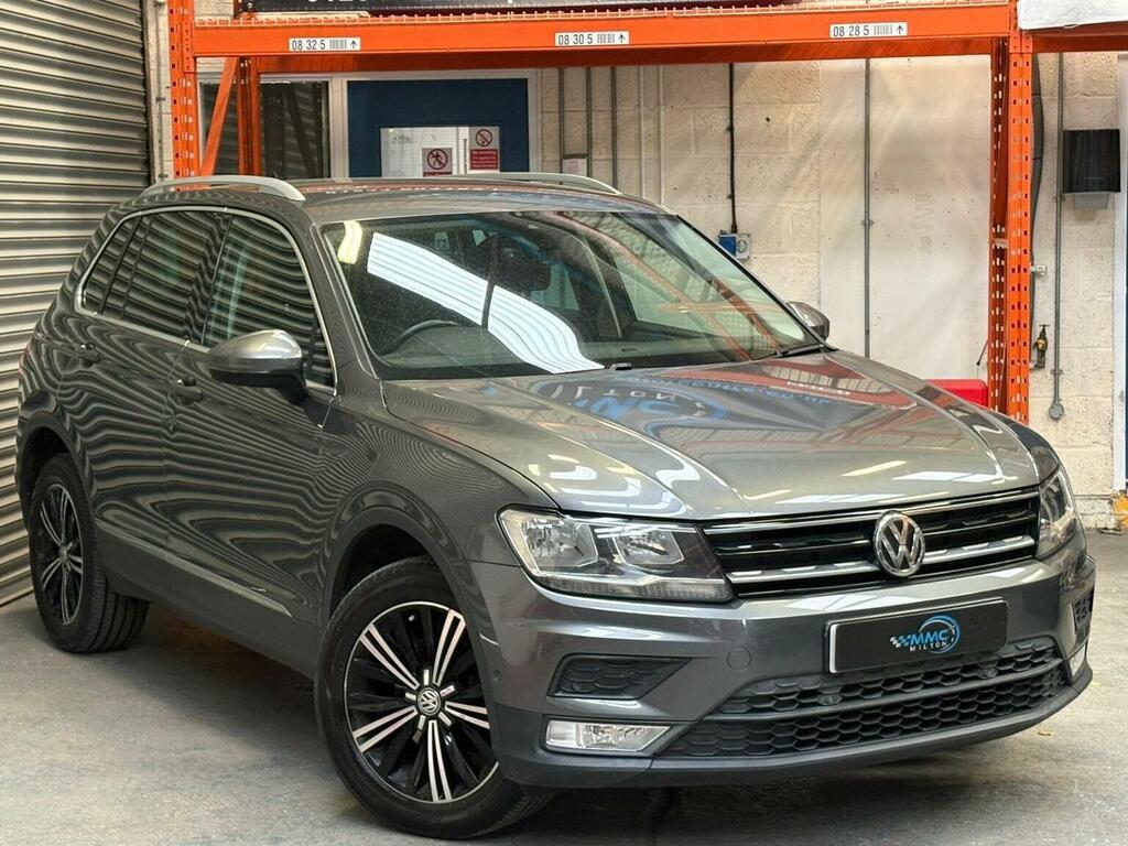Volkswagen Tiguan 2.0 Tdi Bluemotion Tech Se Navigation 4Motion Euro Grey