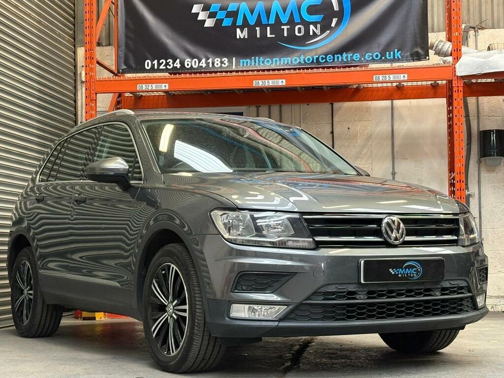 Volkswagen Tiguan 2.0 Tdi Bluemotion Tech Se Navigation 4Motion Euro Grey #3