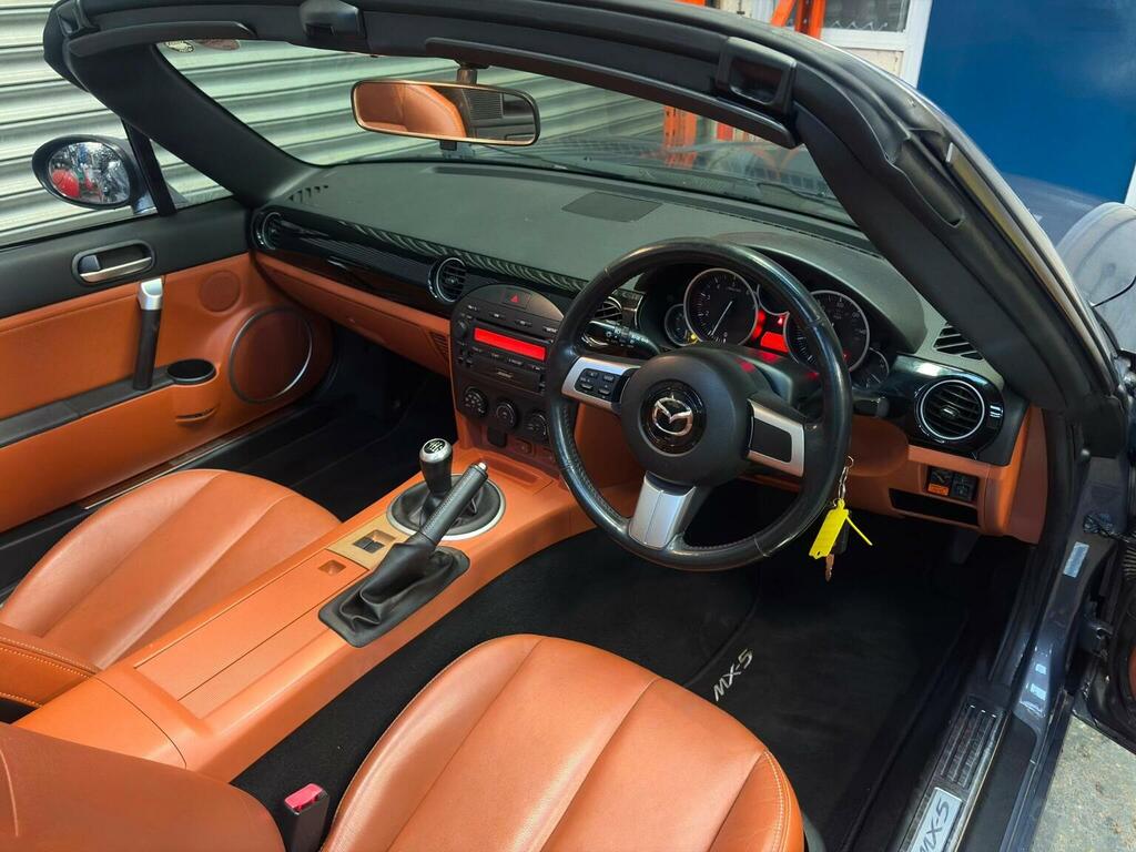 Mazda MX-5 2L Null Red #26