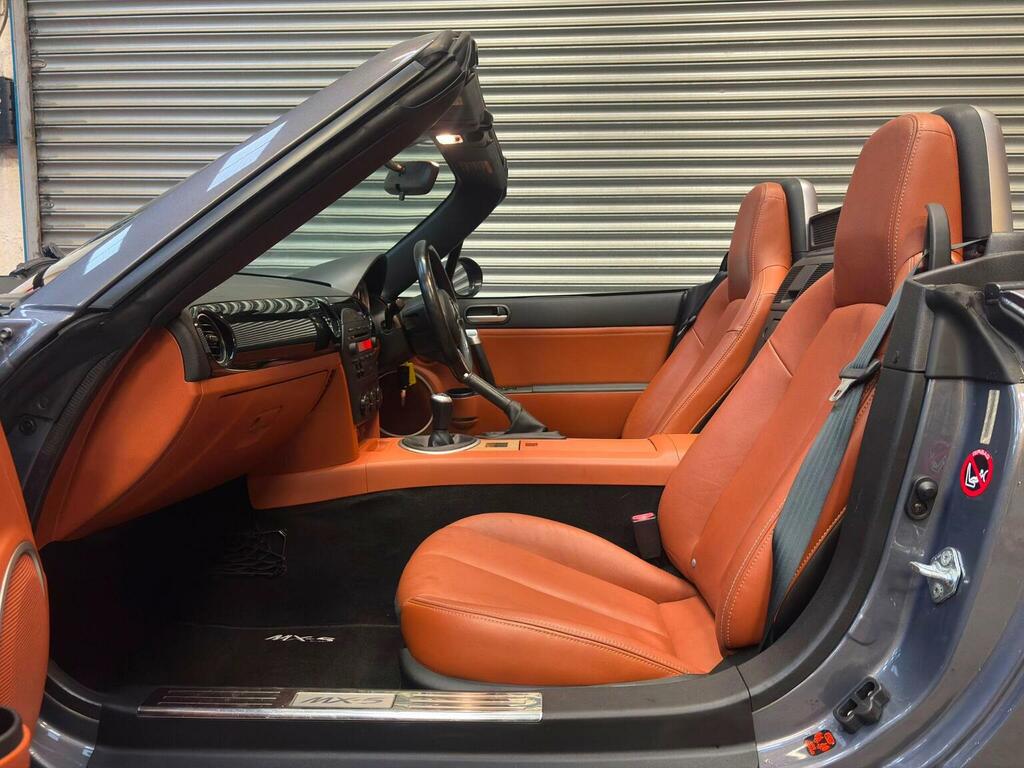 Mazda MX-5 2L Null Red #28
