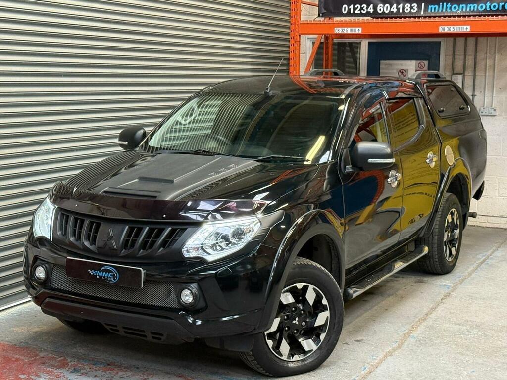 Mitsubishi L200 2.4 Di-d Dc Barbarian 4Wd Euro 6 Black #2