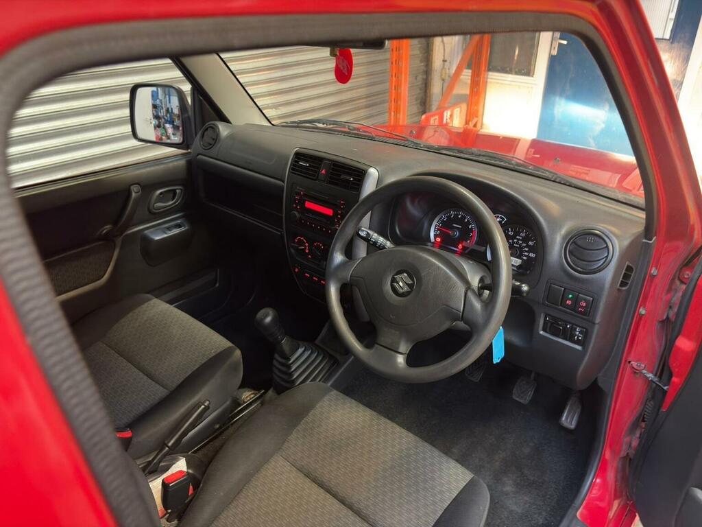 Suzuki Jimny Jlx Silver #24