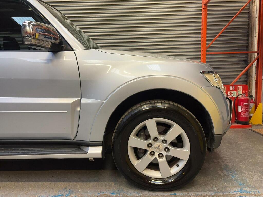 Mitsubishi Shogun 3.2 Di-dc Diamond 4Wd Euro 4 Black #16