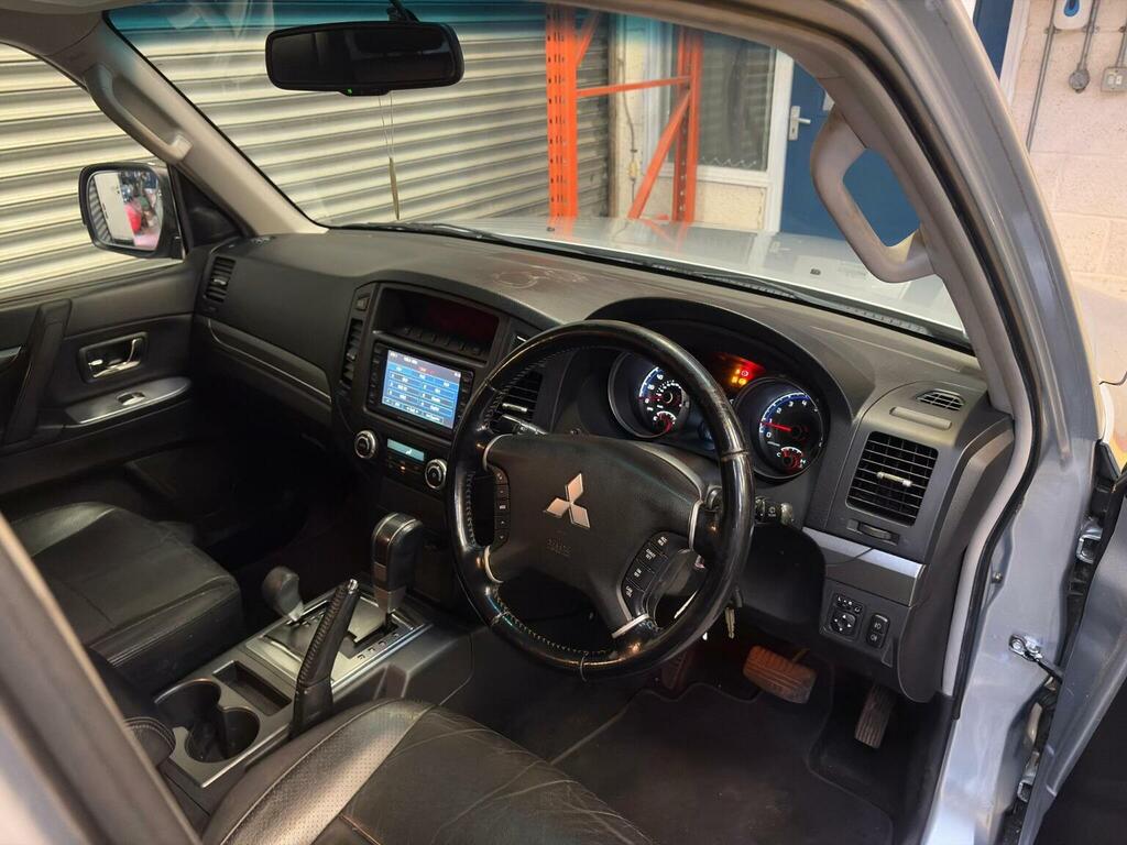 Mitsubishi Shogun 3.2 Di-dc Diamond 4Wd Euro 4 Black #22