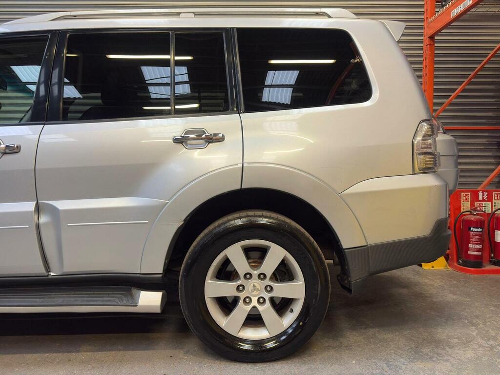Mitsubishi Shogun 3.2 Di-dc Diamond 4Wd Euro 4 Black #19