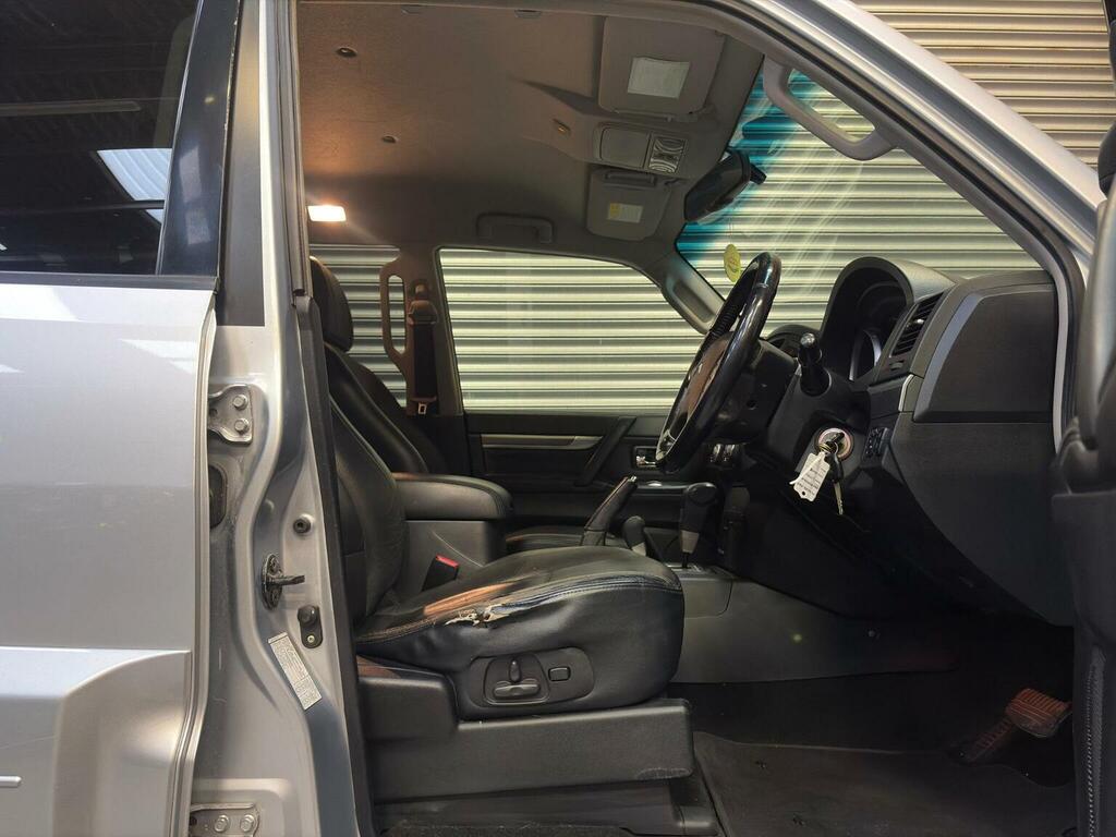 Mitsubishi Shogun 3.2 Di-dc Diamond 4Wd Euro 4 Black #20