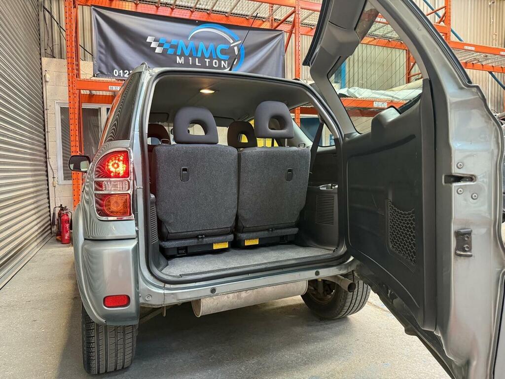 Toyota Rav 4 D-4d Xt3 U890 Black #13