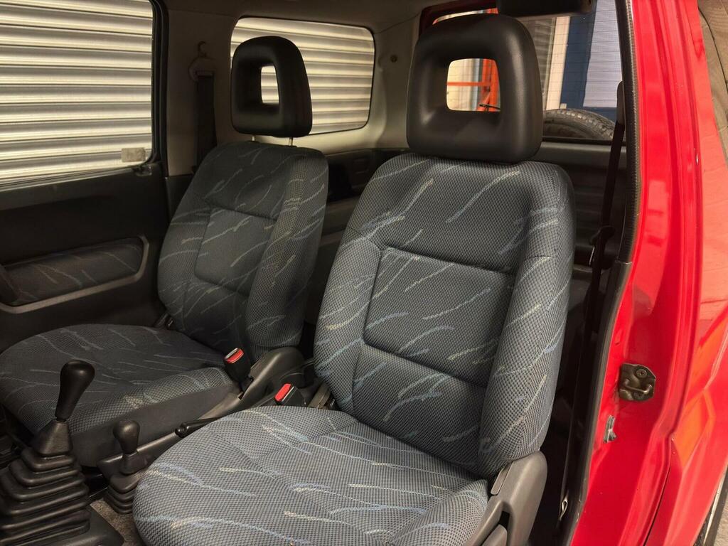 Suzuki Jimny 1.3 Mode Black #33
