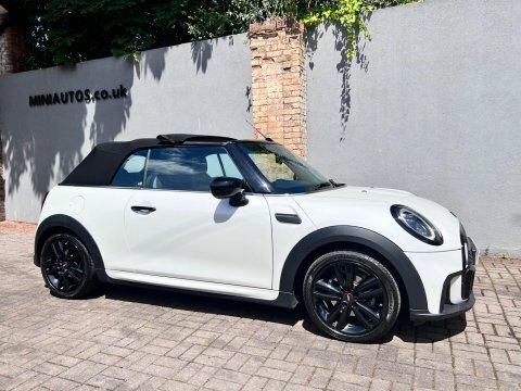 Mini Convertible 1.5 Cooper Sport White