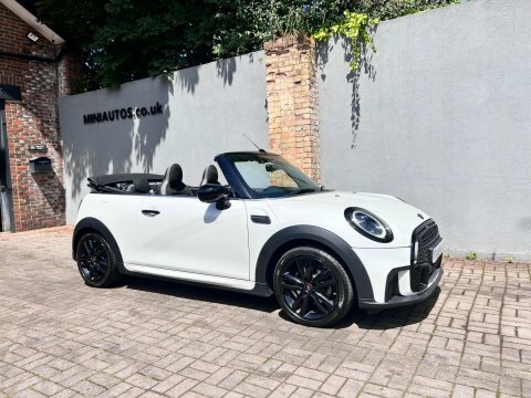 Mini Convertible 1.5 Cooper Sport KS23AXP White #3