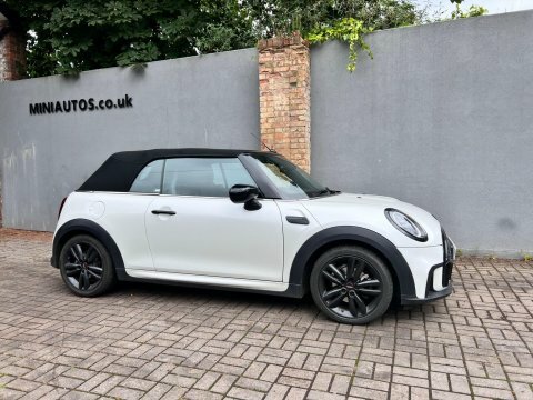 Mini Convertible 1.5 Cooper Sport White