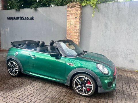 Mini Convertible 2.0 John Cooper Green #2