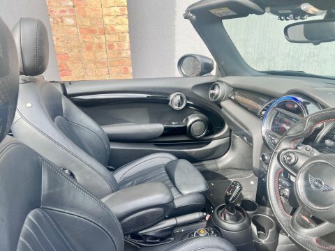 Mini Convertible 2.0 John Cooper Green #5