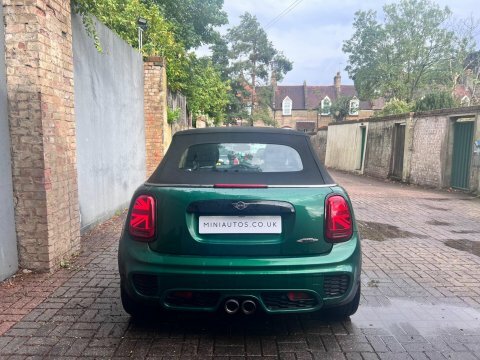 Mini Convertible 2.0 John Cooper Green #3