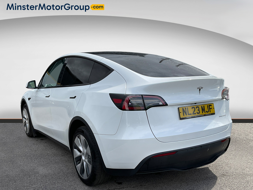Tesla Model Y Long Range Awd NL23MJF White #4