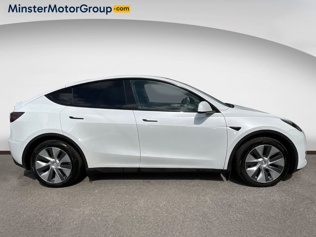 Tesla Model Y Long Range Awd NL23MJF White #2