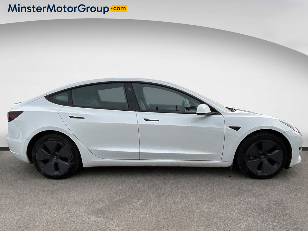 Tesla Model 3 Saloon MT23YGH White #2