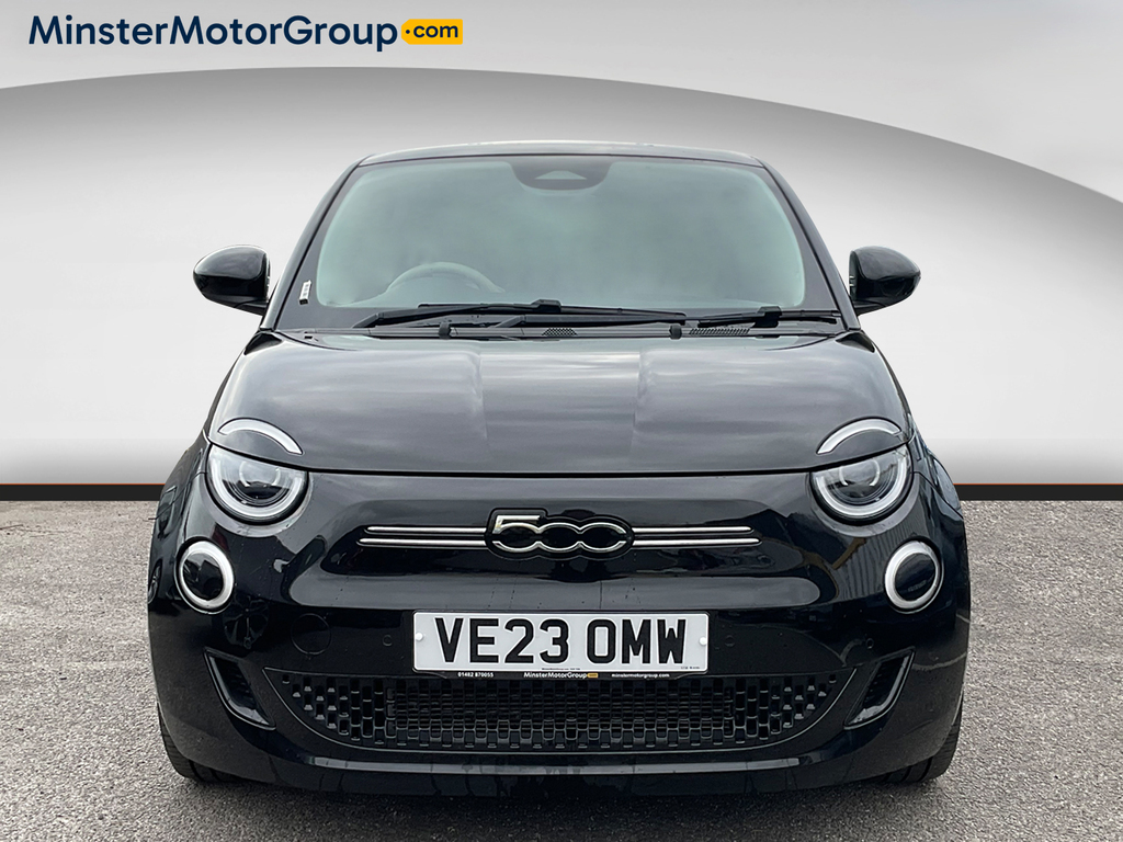 Fiat 500E La Prima Black #5