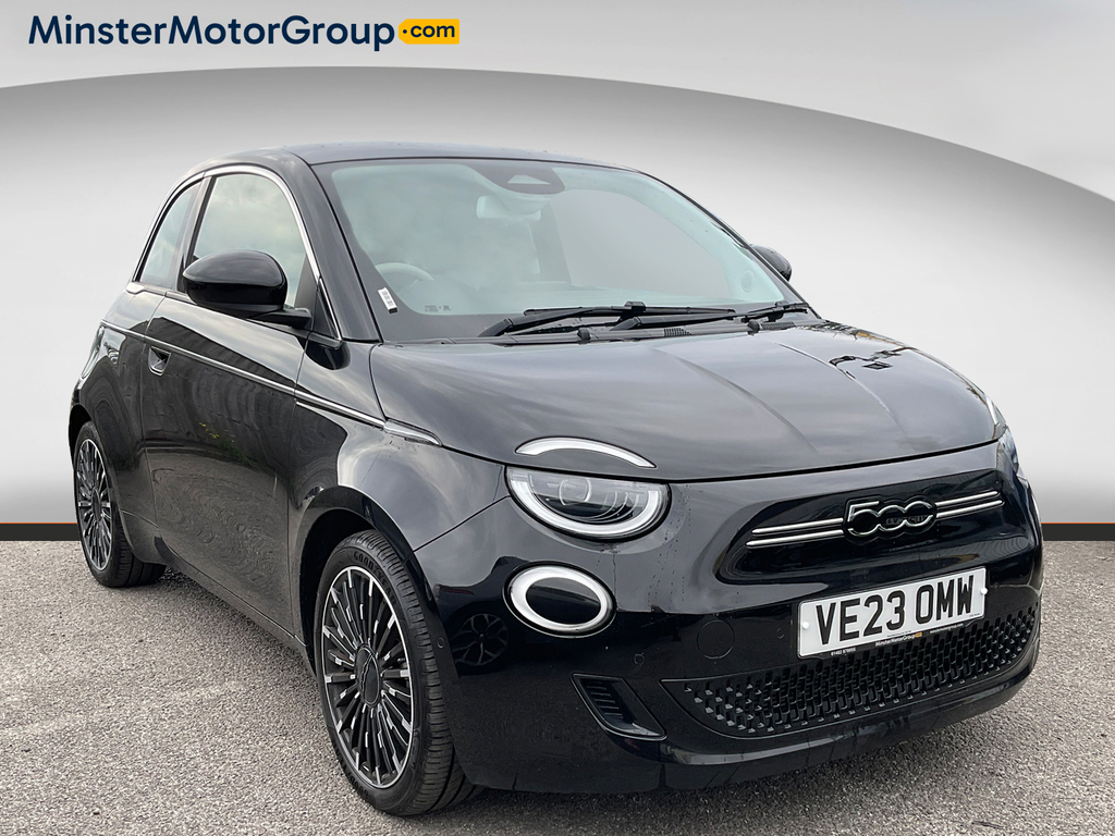 Fiat 500E La Prima Black