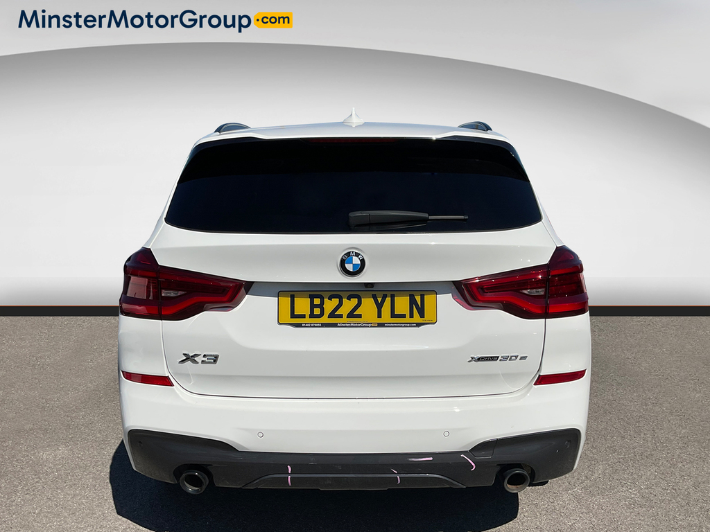 BMW X3 Xdrive30e M Sport LB22YLN White #3