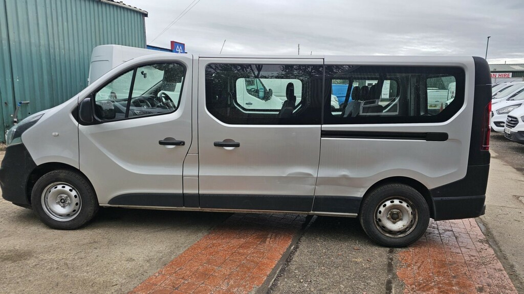 Vauxhall Vivaro 1.6 Cdti 2900 Silver #3