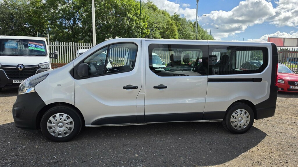 Vauxhall Vivaro 1.6 Cdti 2900 Silver #3