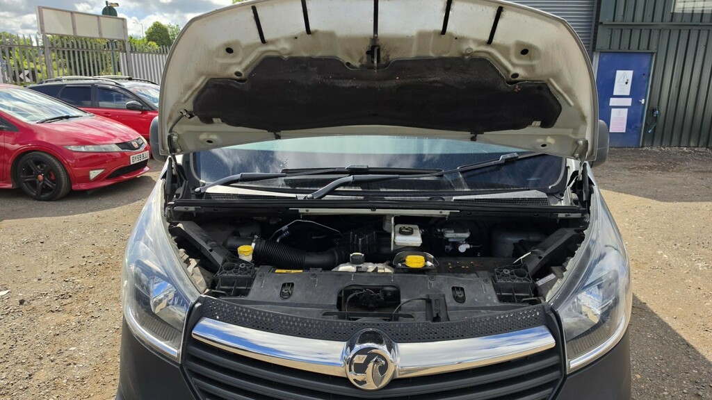 Vauxhall Vivaro 1.5-Turbo-d-2900-dynamic White #12