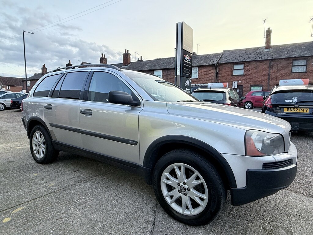 Volvo XC90 Estate Blue #14
