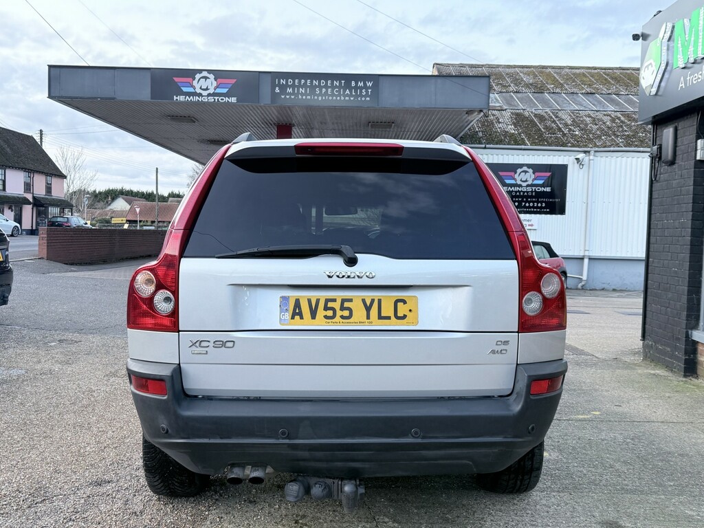 Volvo XC90 Estate Blue #9
