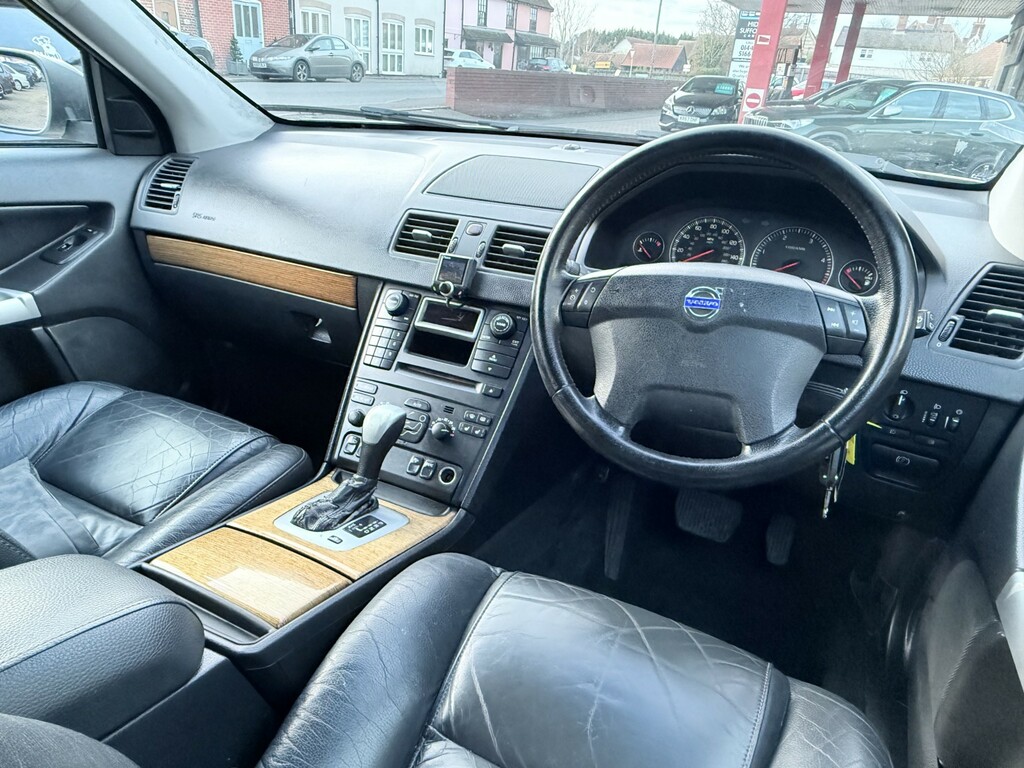 Volvo XC90 Estate Blue #30