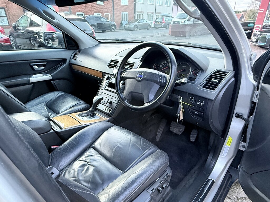 Volvo XC90 Estate Blue #22