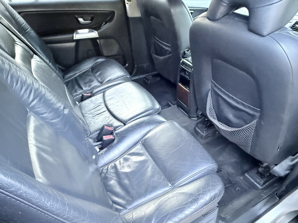 Volvo XC90 Estate Blue #31