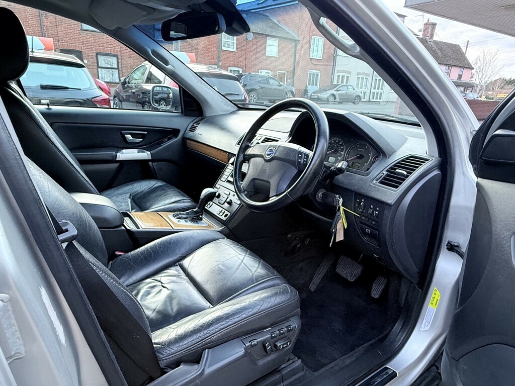 Volvo XC90 Estate Blue #23