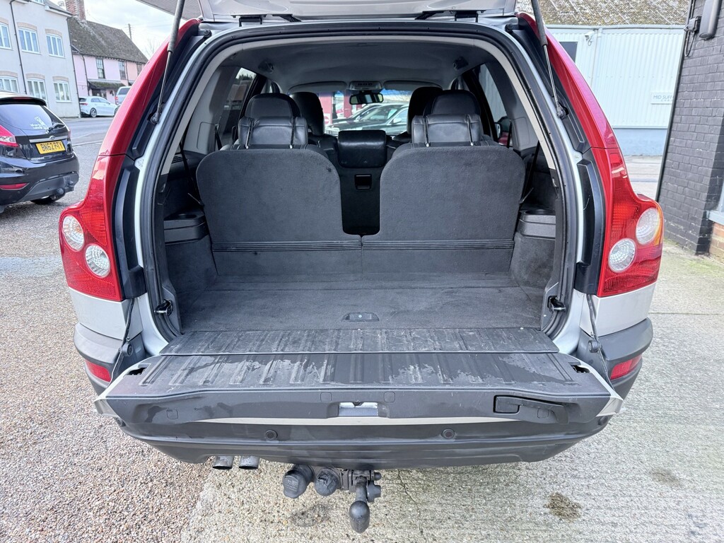 Volvo XC90 Estate Blue #45
