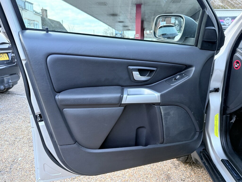 Volvo XC90 Estate Blue #44