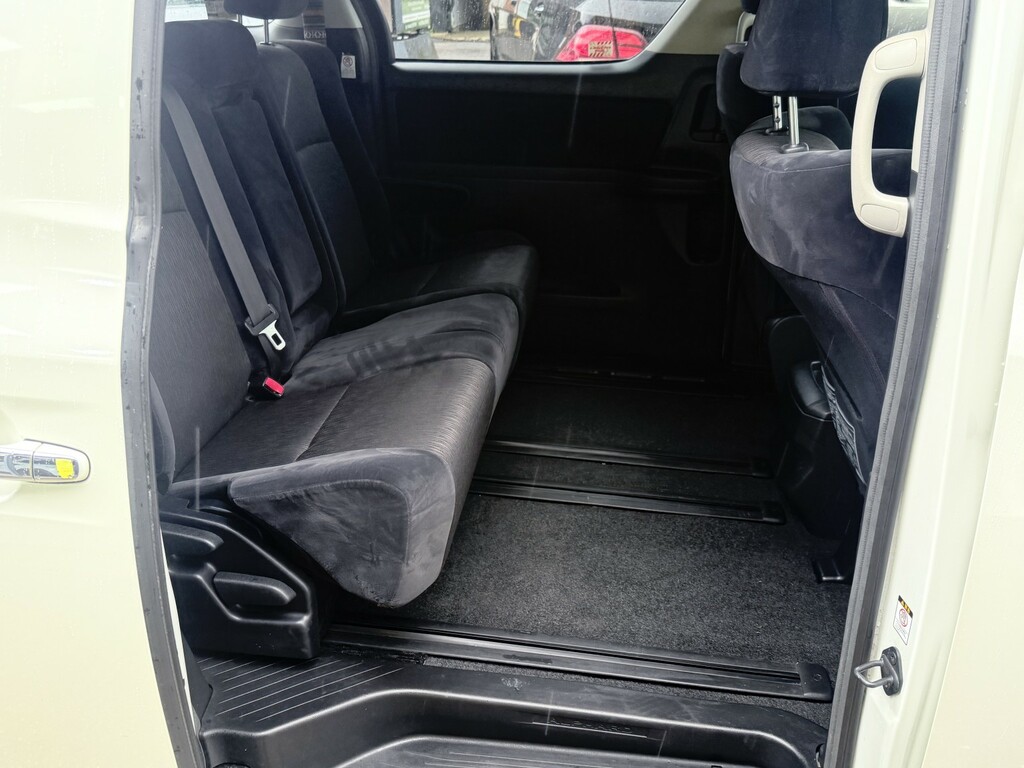 Toyota Alphard Petrol White #46