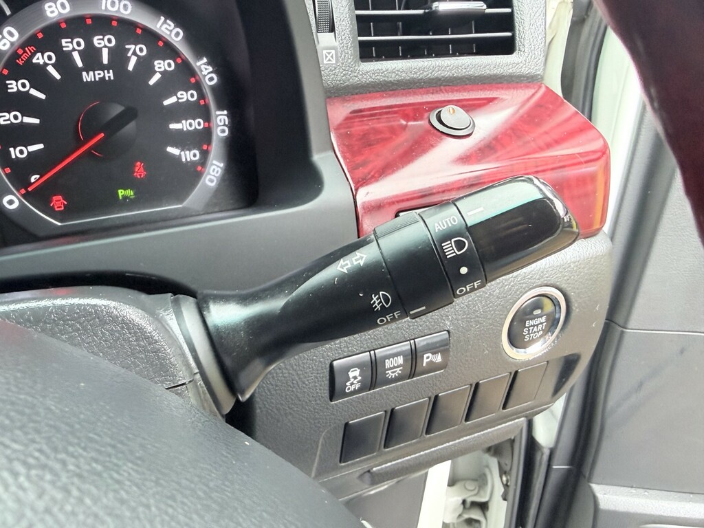 Toyota Alphard Petrol White #43