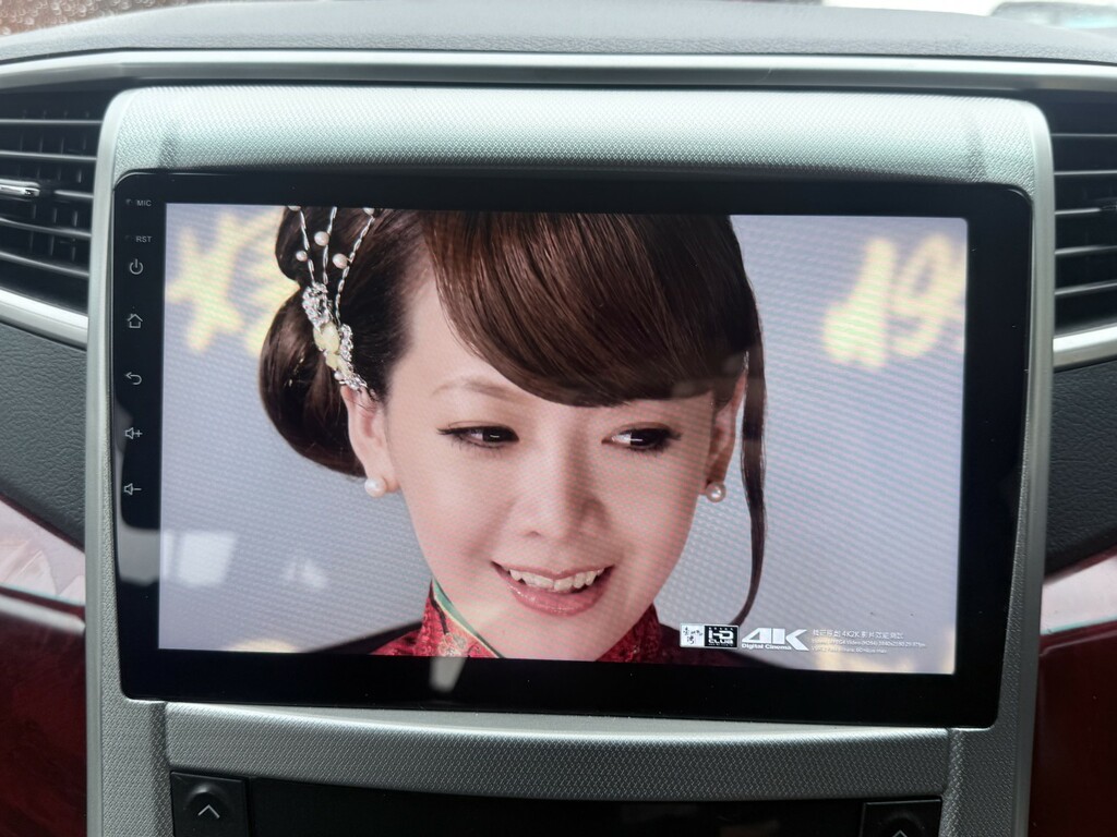 Toyota Alphard Petrol White #34