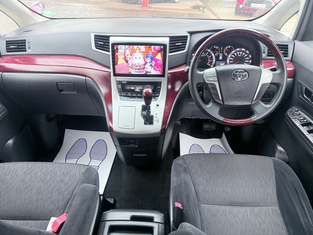 Toyota Alphard Petrol White #47