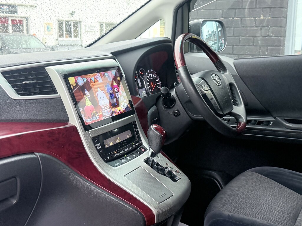 Toyota Alphard Petrol White #63