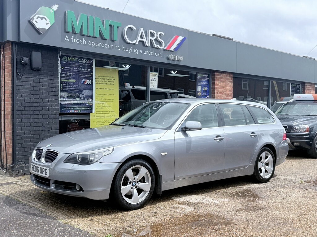 BMW 5 Series Estate 2.5 525D Se Touring 200606 Silver #2