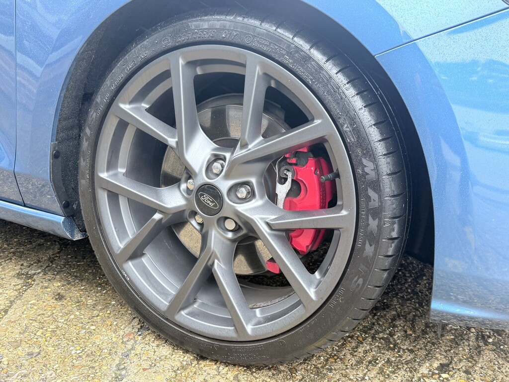 Ford Focus St #64