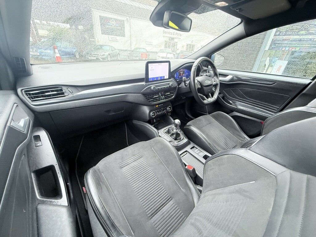 Ford Focus St #54