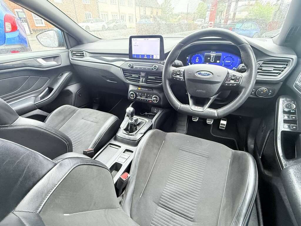 Ford Focus St #47