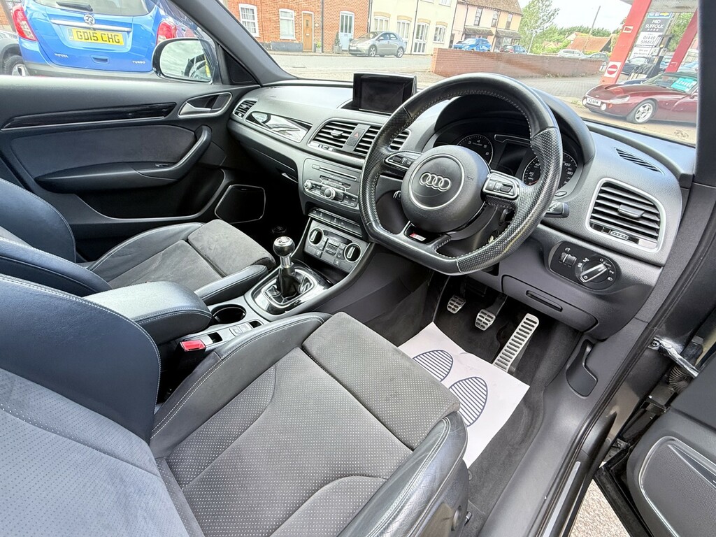 Audi Q3 Tfsi S Line Edition Black #93